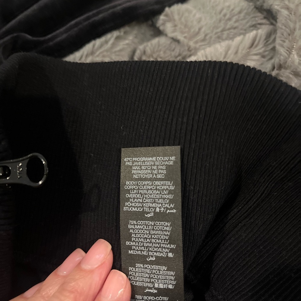 NWT Sweaty Betty Retake Velour Zip Through Jacket Black Size Small - Picture 12 of 15